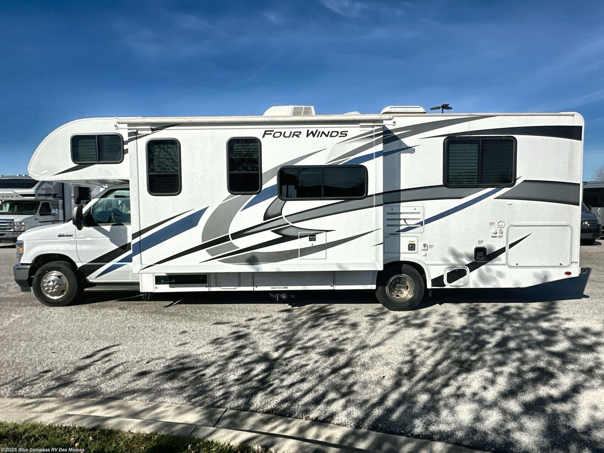 Contact us now about this 2023 Thor Motor Coach Four Winds 28Z! 2023 Four Winds 28Z by Thor Motor Coach from Blue Compass RV Des Moines in Altoona, Iowa