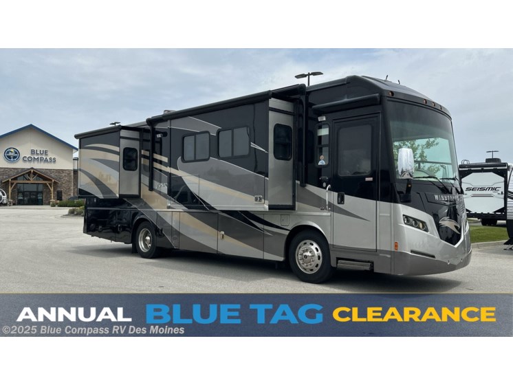 Email now about this 2013 Winnebago Journey 34B! Used 2013 Winnebago Journey 34B available in Altoona, Iowa