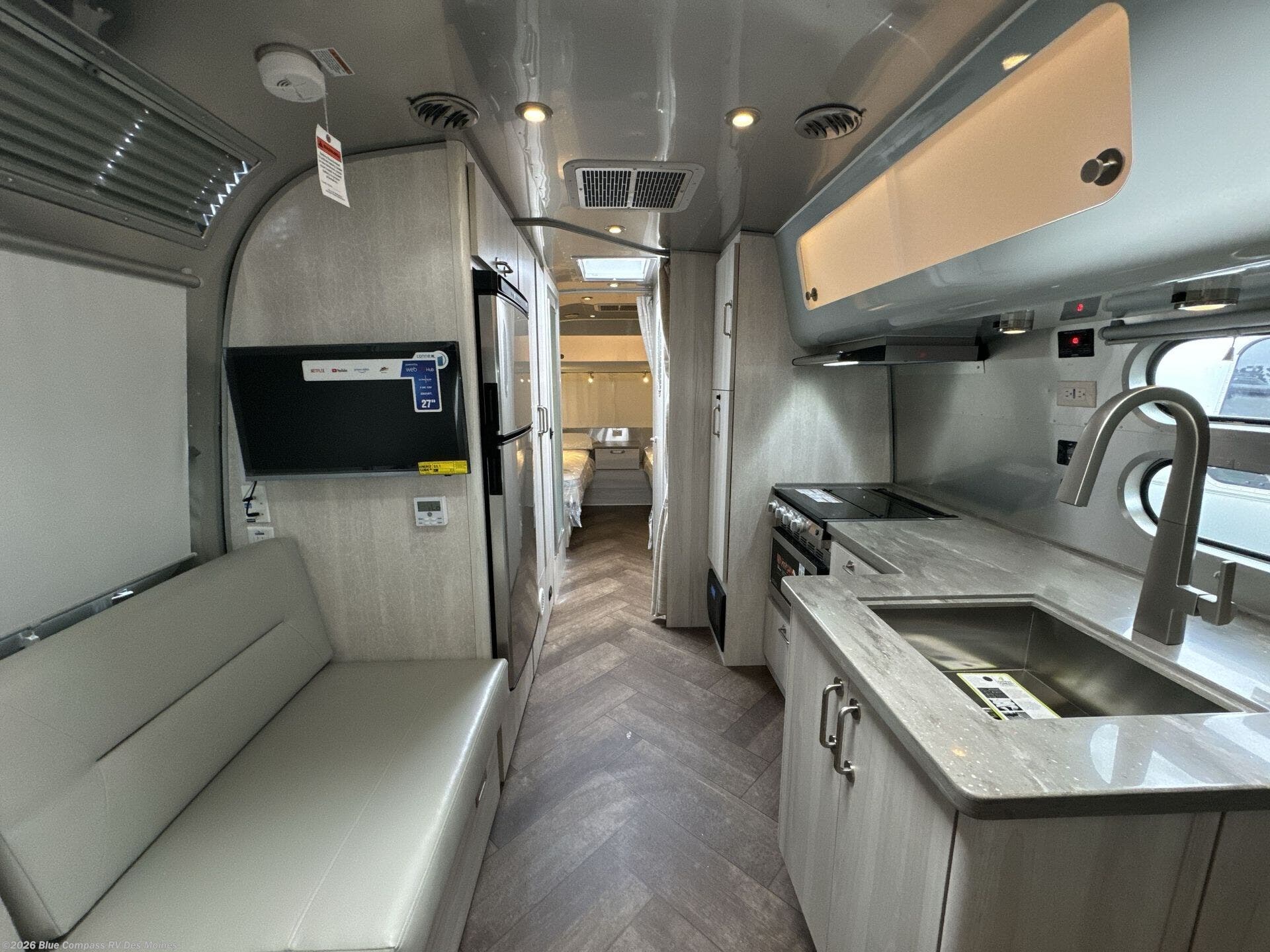 Contact us now about this 2025 Airstream International 27FB Twin! 2025 International 27FB Twin by Airstream from Blue Compass RV Des Moines in Altoona, Iowa