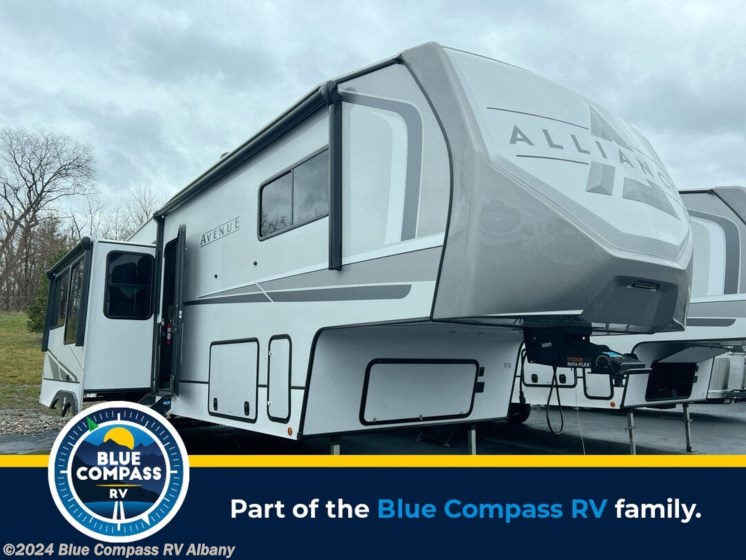 New 2024 Alliance RV Avenue 32RLS available in Latham, New York