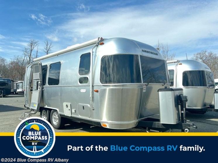 Used 2022 Airstream Flying Cloud 23FB available in Latham, New York