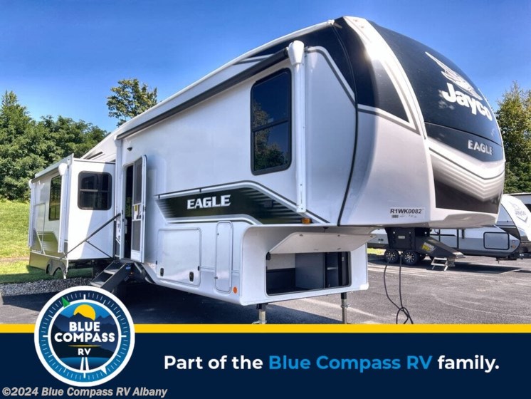 New 2024 Jayco Eagle 317RLOK available in Latham, New York