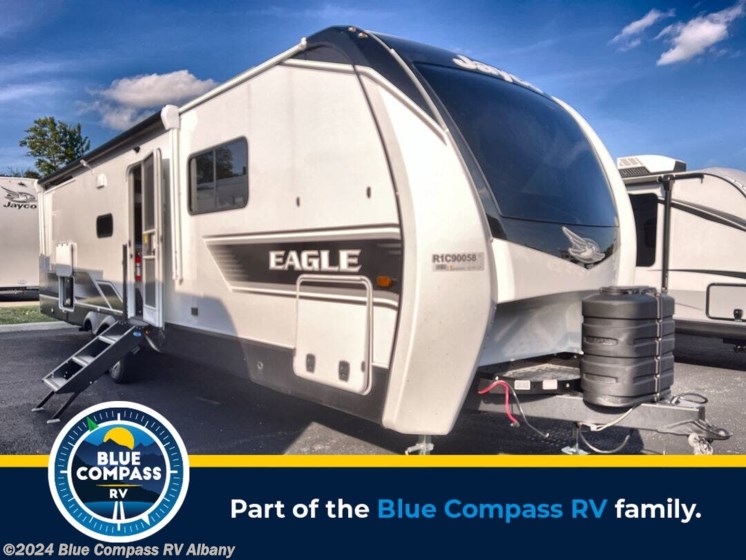 New 2024 Jayco Eagle 320FBOK available in Latham, New York