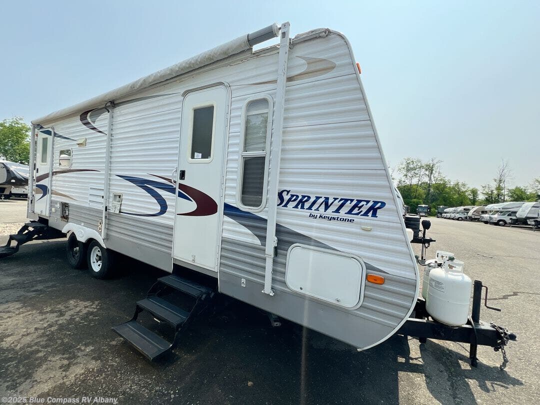 Used 2002 Keystone Sprinter 262RLS available in Latham, New York