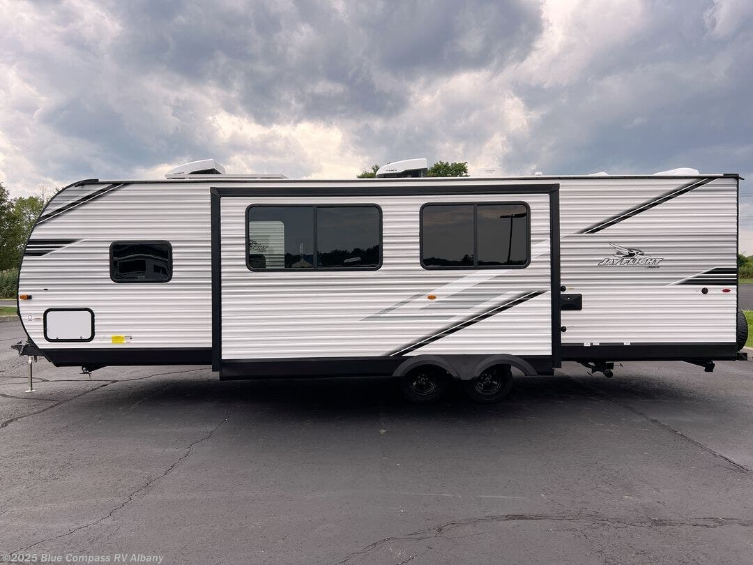 New 2025 Jayco Jay Flight 284BHS available in Latham, New York