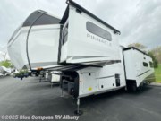 New 2025 Jayco Pinnacle 38KPTS available in Latham, New York