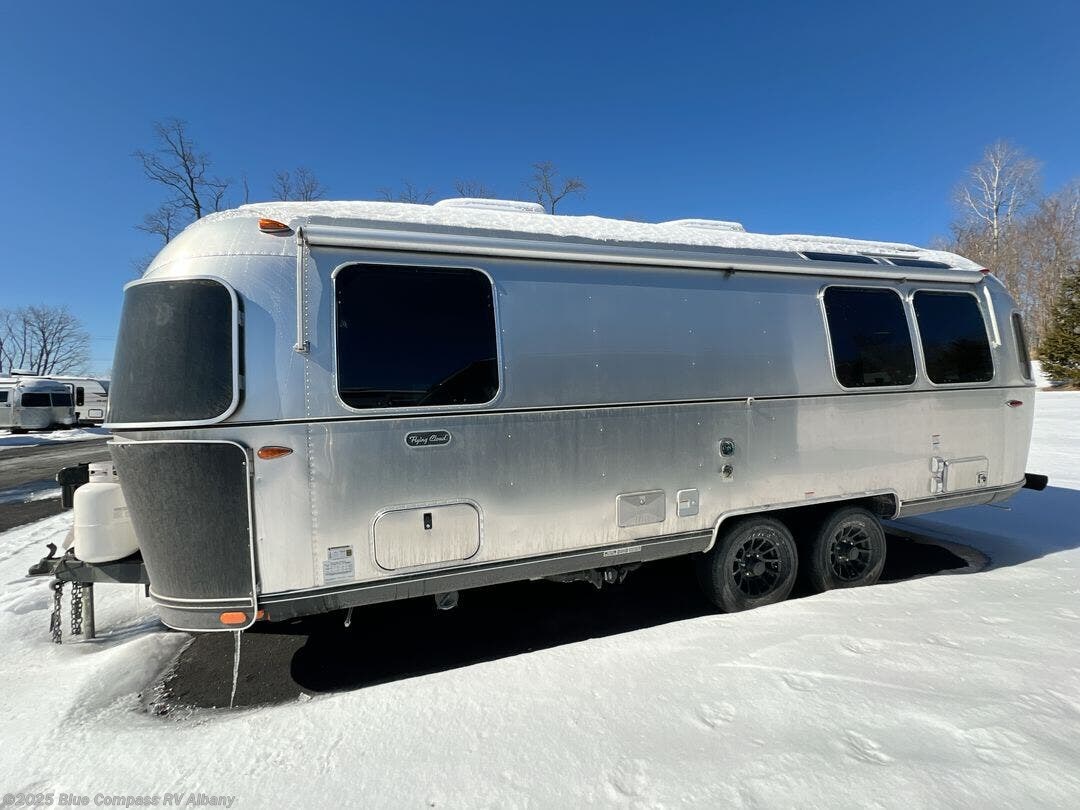 Contact us now about this 2025 Airstream Flying Cloud 25FB Twin! 2025 Flying Cloud 25FB Twin by Airstream from Blue Compass RV Albany in Latham, New York