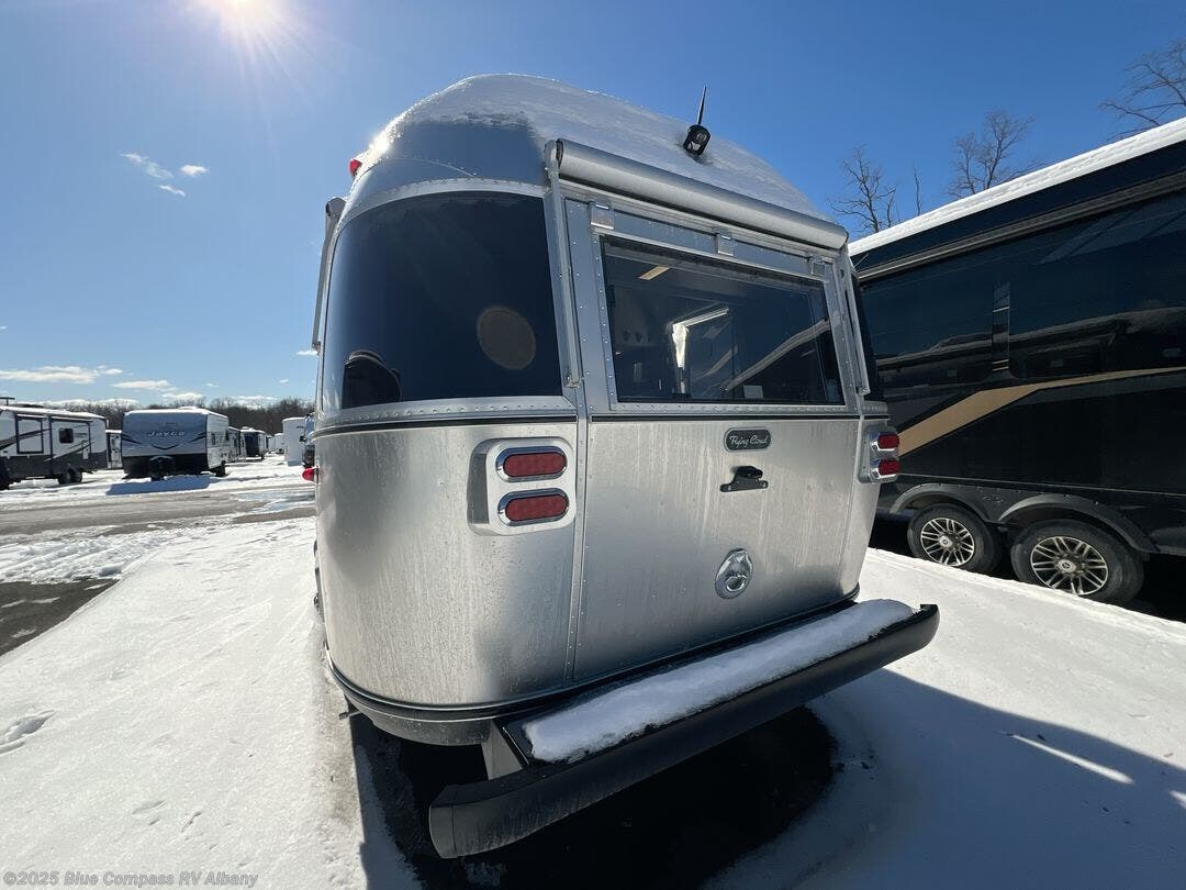 New 2025 Airstream Flying Cloud 25FB Twin available in Latham, New York