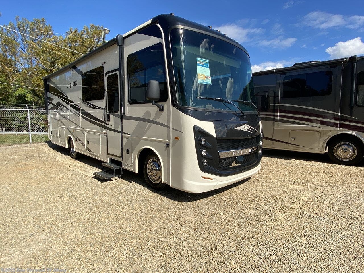Contact us now about this 2025 Entegra Coach Vision 29S! 2025 Vision 29S by Entegra Coach from Blue Compass RV Albany in Latham, New York