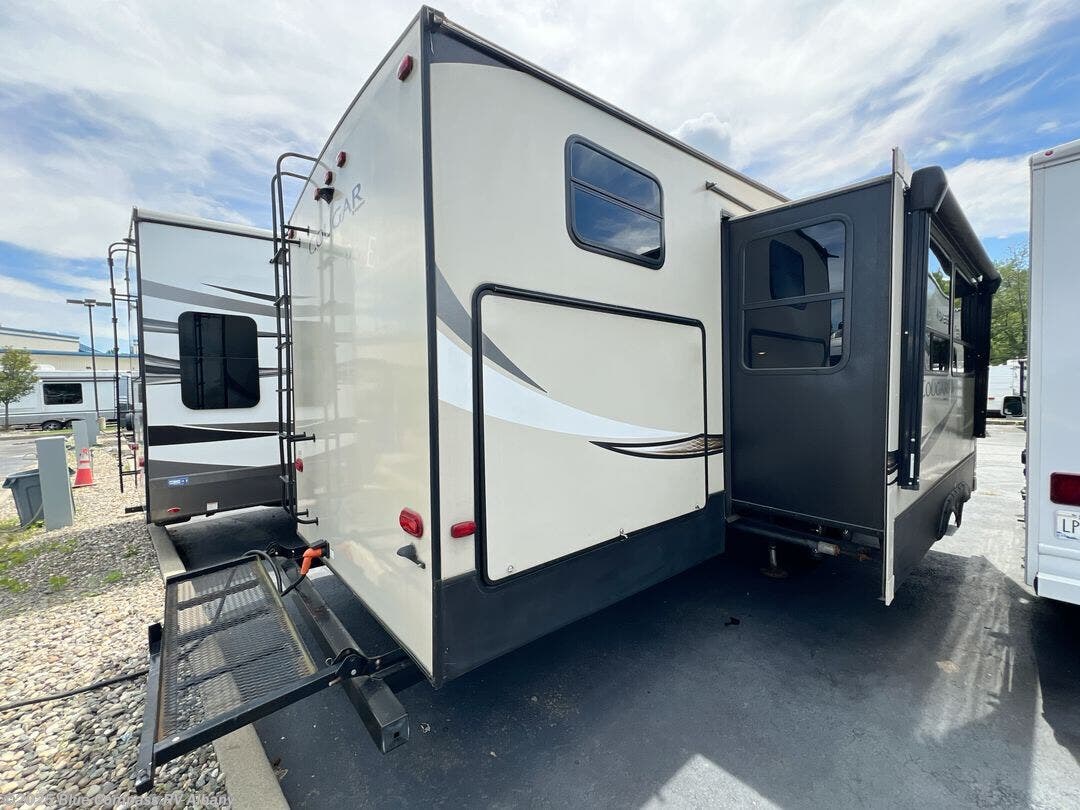 Used 2019 Keystone Cougar 369BHS available in Latham, New York