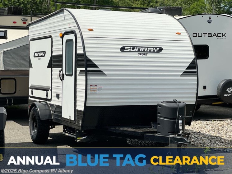 Email now about this 2021 Sunset Park RV SunRay 139! Used 2021 Sunset Park RV SunRay 139 available in Latham, New York