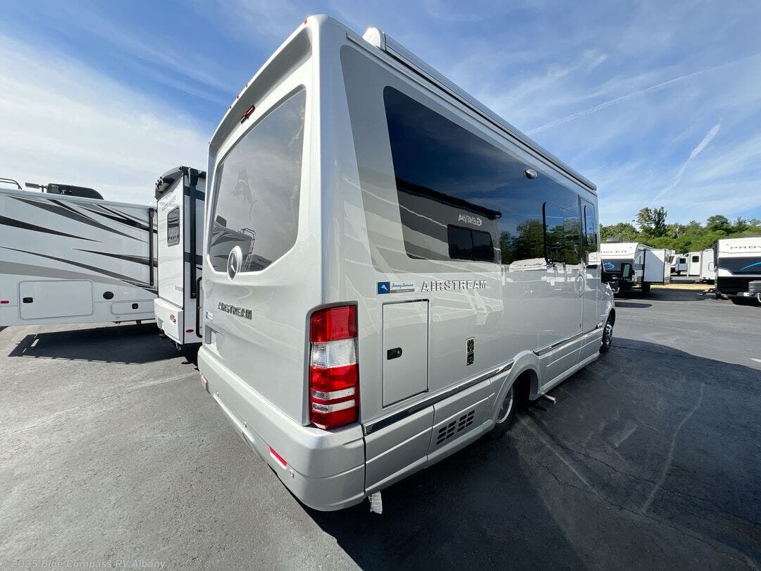 New 2026 Airstream Atlas Murphy Suite available in Latham, New York