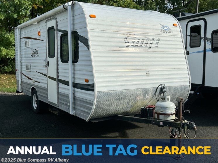 Email now about this 2011 Jayco Jay Flight Swift SLX 184BH! Used 2011 Jayco Jay Flight Swift SLX 184BH available in Latham, New York
