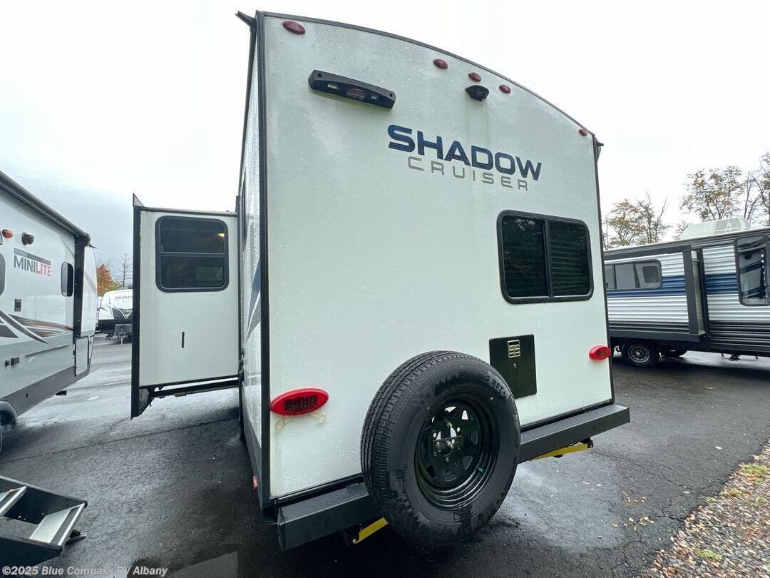 Contact us now about this 2024 Cruiser RV Shadow Cruiser 277BHS! 2024 Shadow Cruiser 277BHS by Cruiser RV from Blue Compass RV Albany in Latham, New York