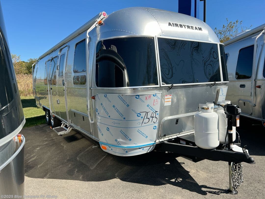 Contact us now about this 2026 Airstream Flying Cloud 30FB Bunk Twin! 2026 Flying Cloud 30FB Bunk Twin by Airstream from Blue Compass RV Albany in Latham, New York