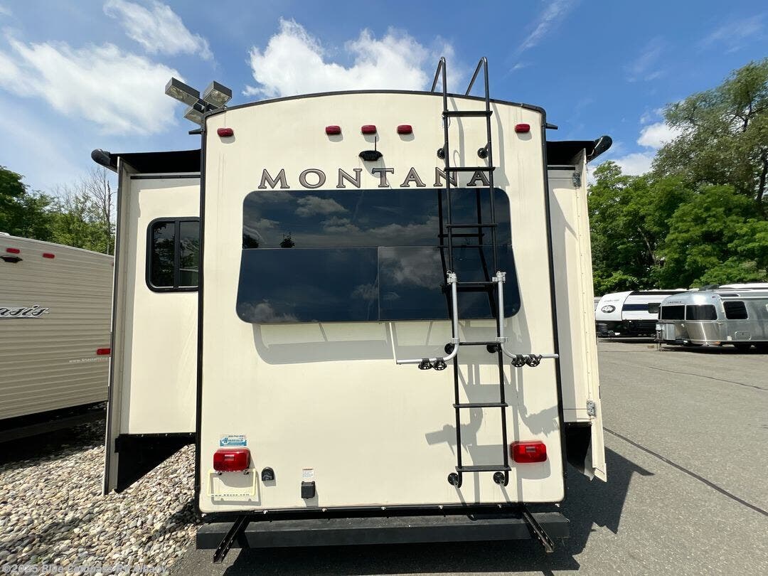 Contact us now about this 2017 Keystone Montana 3731 FL! 2017 Montana 3731 FL by Keystone from Blue Compass RV Albany in Latham, New York