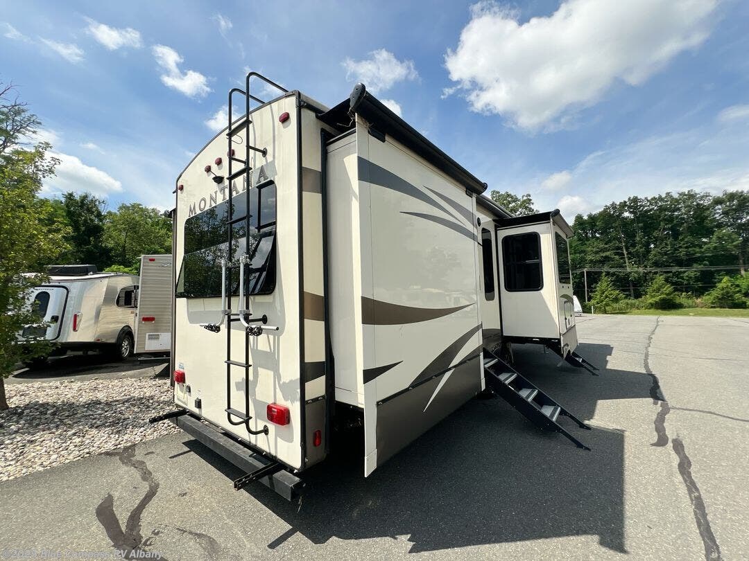 Used 2017 Keystone Montana 3731 FL available in Latham, New York
