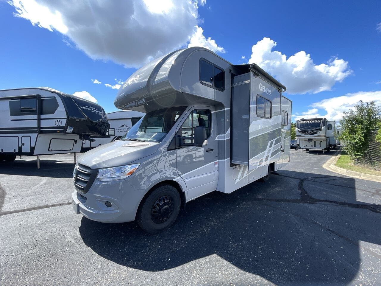 New 2026 Thor Motor Coach Geneva 24VH available in Latham, New York