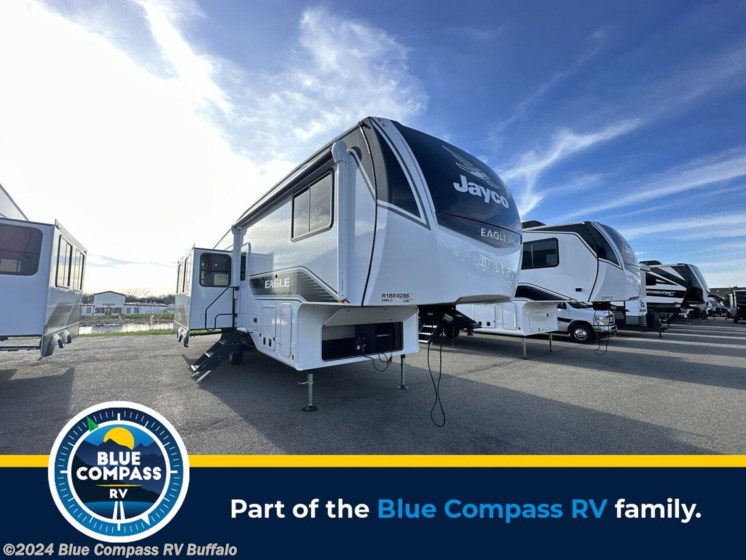 New 2024 Jayco Eagle HT 29RLC available in West Seneca, New York