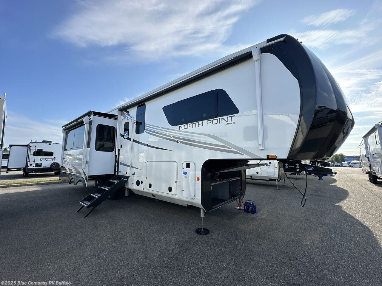 Email now about this 2025 Jayco North Point 310RLTS! New 2025 Jayco North Point 310RLTS available in West Seneca, New York