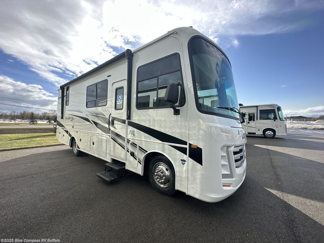 Contact us now about this 2025 Jayco Alante 27A! 2025 Alante 27A by Jayco from Blue Compass RV Buffalo in West Seneca, New York