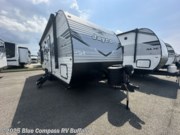 New 2025 Jayco Jay Flight SLX 210QB available in West Seneca, New York