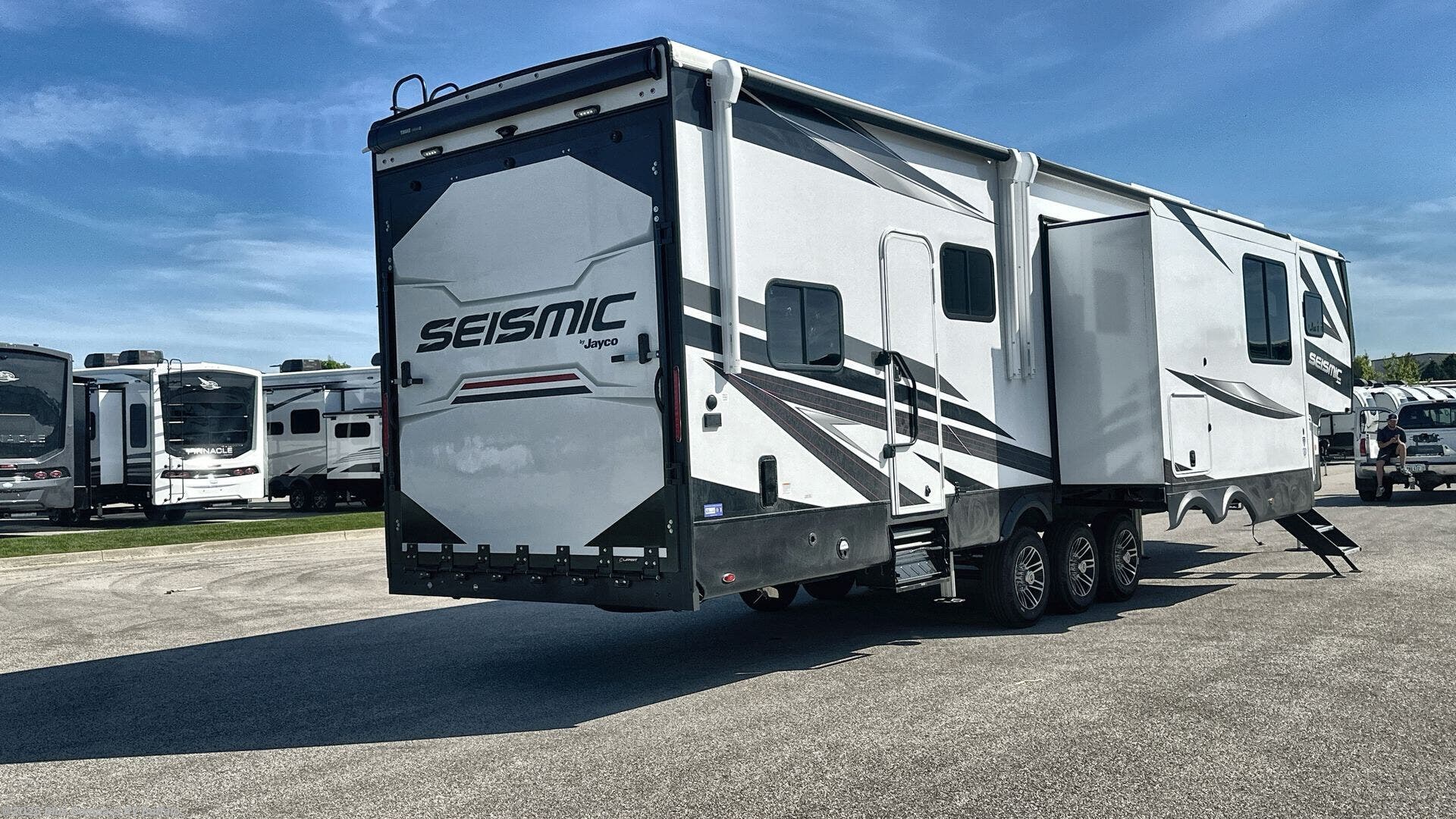 Contact us now about this 2025 Jayco Seismic 399! 2025 Seismic 399 by Jayco from Blue Compass RV Buffalo in West Seneca, New York