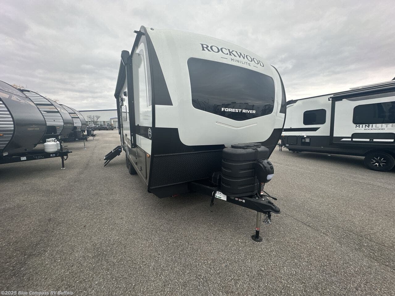 New 2026 Forest River Rockwood Mini Lite 2109S available in West Seneca, New York