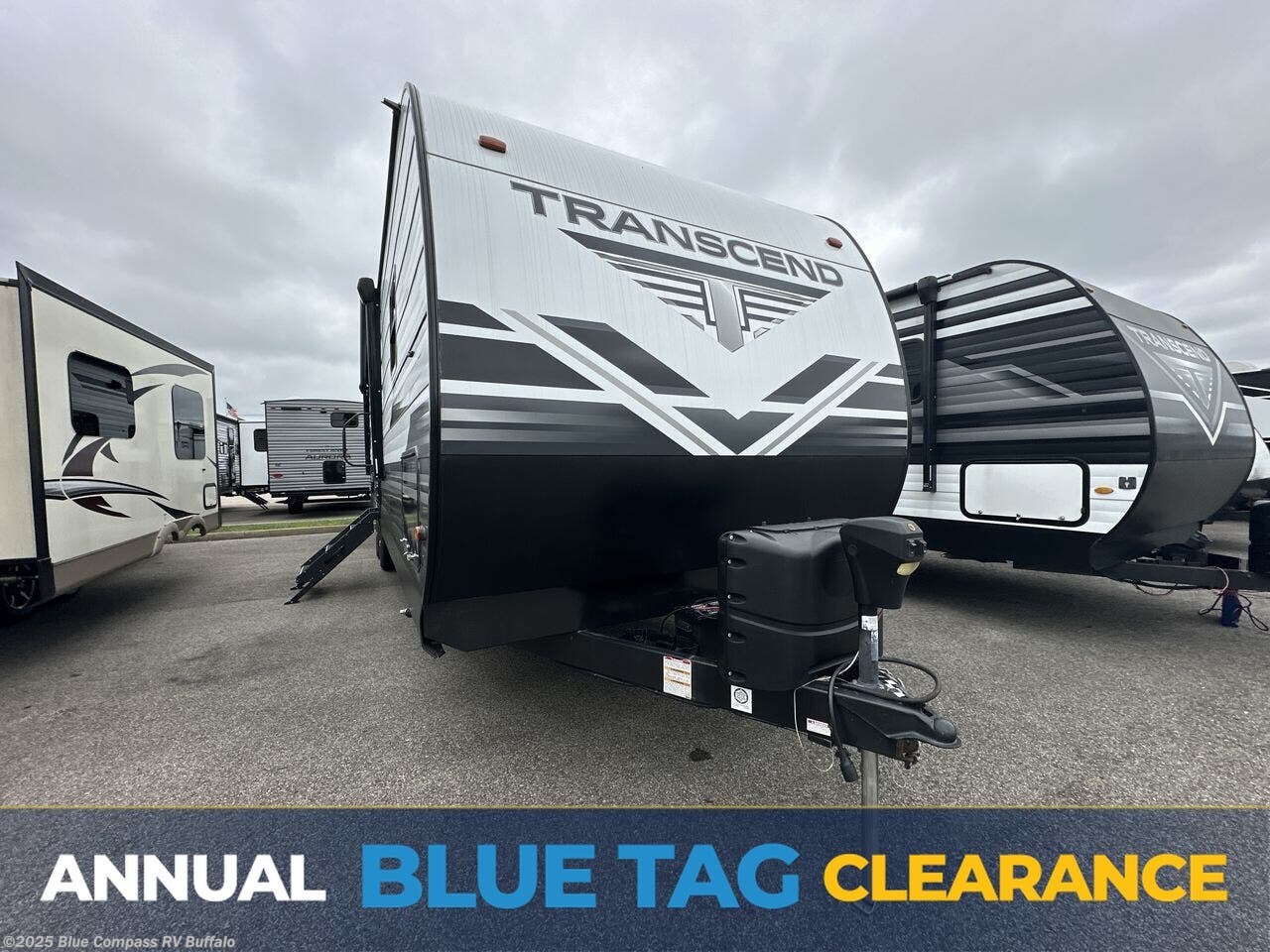 Email now about this 2019 Grand Design Transcend 29TBS! Used 2019 Grand Design Transcend 29TBS available in West Seneca, New York