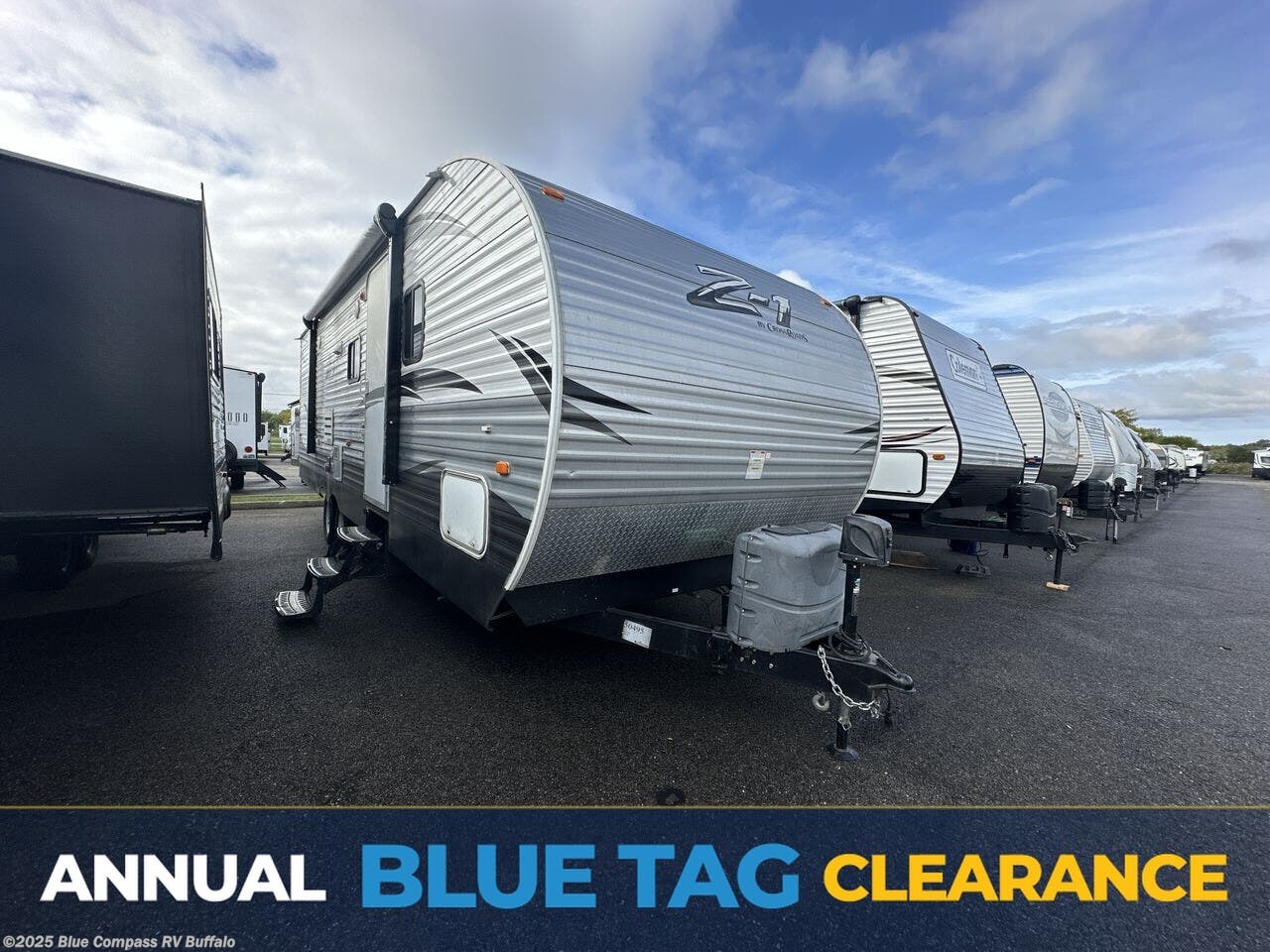 Email now about this 2016 Keystone Zinger 272BH! Used 2016 Keystone Zinger 272BH available in West Seneca, New York