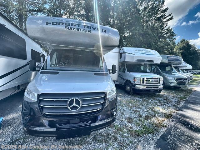 Contact us now about this 2026 Forest River Sunseeker MBS 2400BDS! 2026 Sunseeker MBS 2400BDS by Forest River from Blue Compass RV Gainesville in Alachua, Florida