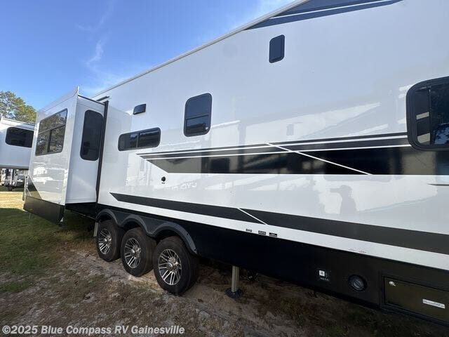 Call now about this 2026 Heartland Cyclone 3913! 2026 Heartland Cyclone 3913 - New Toy Hauler For Sale by Blue Compass RV Gainesville in Alachua, Florida