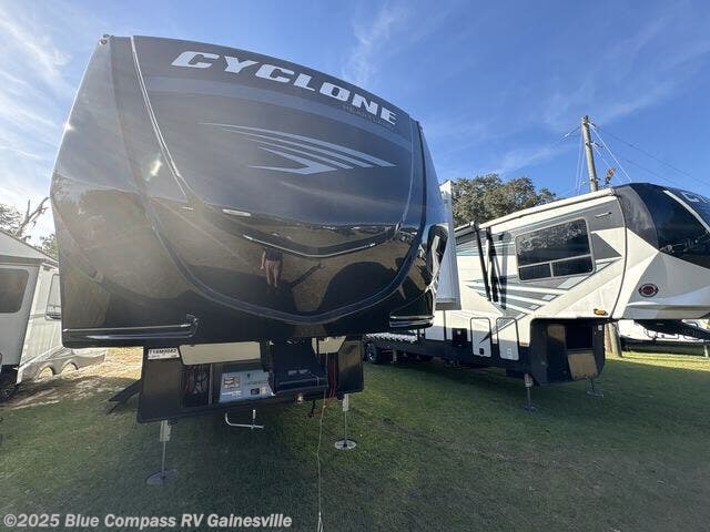 New 2026 Heartland Cyclone 3913 available in Alachua, Florida