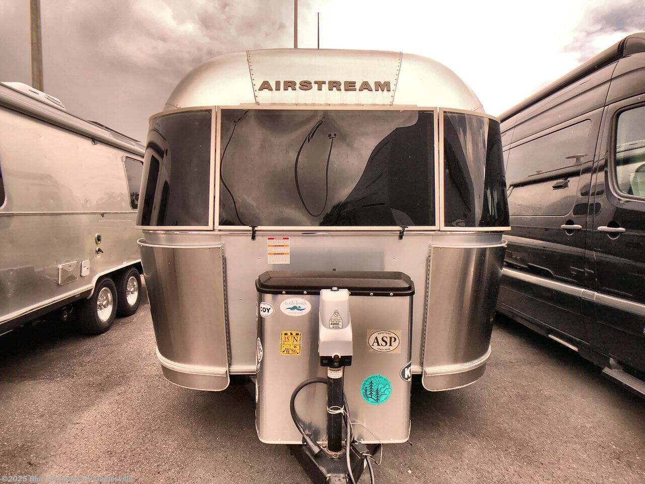 Email now about this 2020 Airstream Caravel 22FB! Used 2020 Airstream Caravel 22FB available in Alachua, Florida