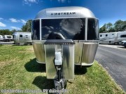 Used 2018 Airstream Classic 33FB available in Alachua, Florida