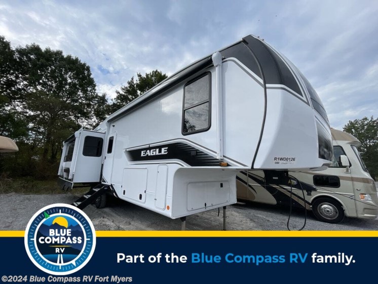 New 2024 Jayco Eagle 321RSTS available in Fort Myers, Florida