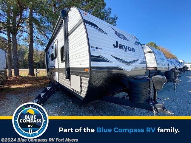 New 2024 Jayco Jay Flight SLX 261BHSW available in Fort Myers, Florida