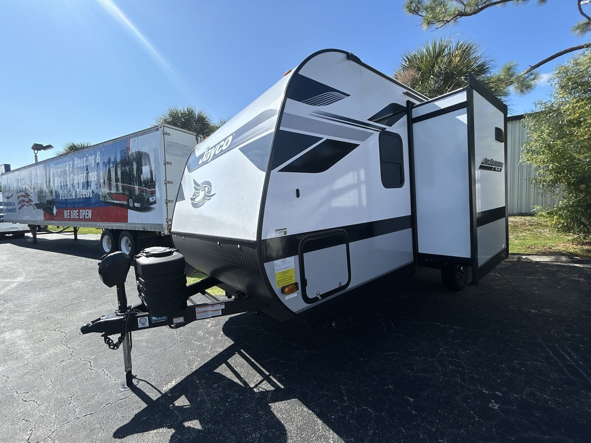 Contact us now about this 2025 Jayco Jay Feather Air 18MBH! 2025 Jay Feather Air 18MBH by Jayco from Blue Compass RV Fort Myers in Fort Myers, Florida
