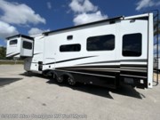 New 2025 Jayco Pinnacle 32RLTS available in Fort Myers, Florida