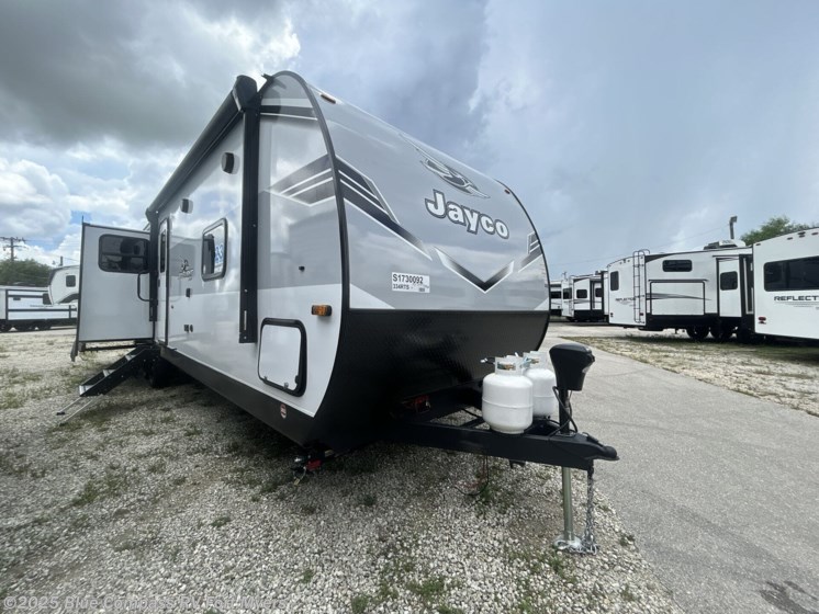 Email now about this 2025 Jayco Jay Flight 334RTS! New 2025 Jayco Jay Flight 334RTS available in Fort Myers, Florida