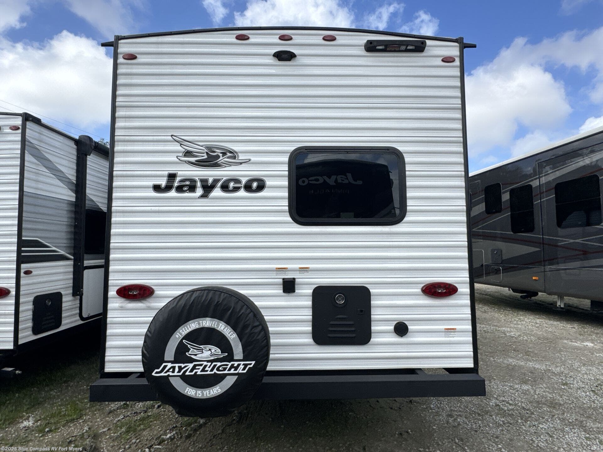 New 2025 Jayco Jay Flight SLX 261BHS available in Fort Myers, Florida