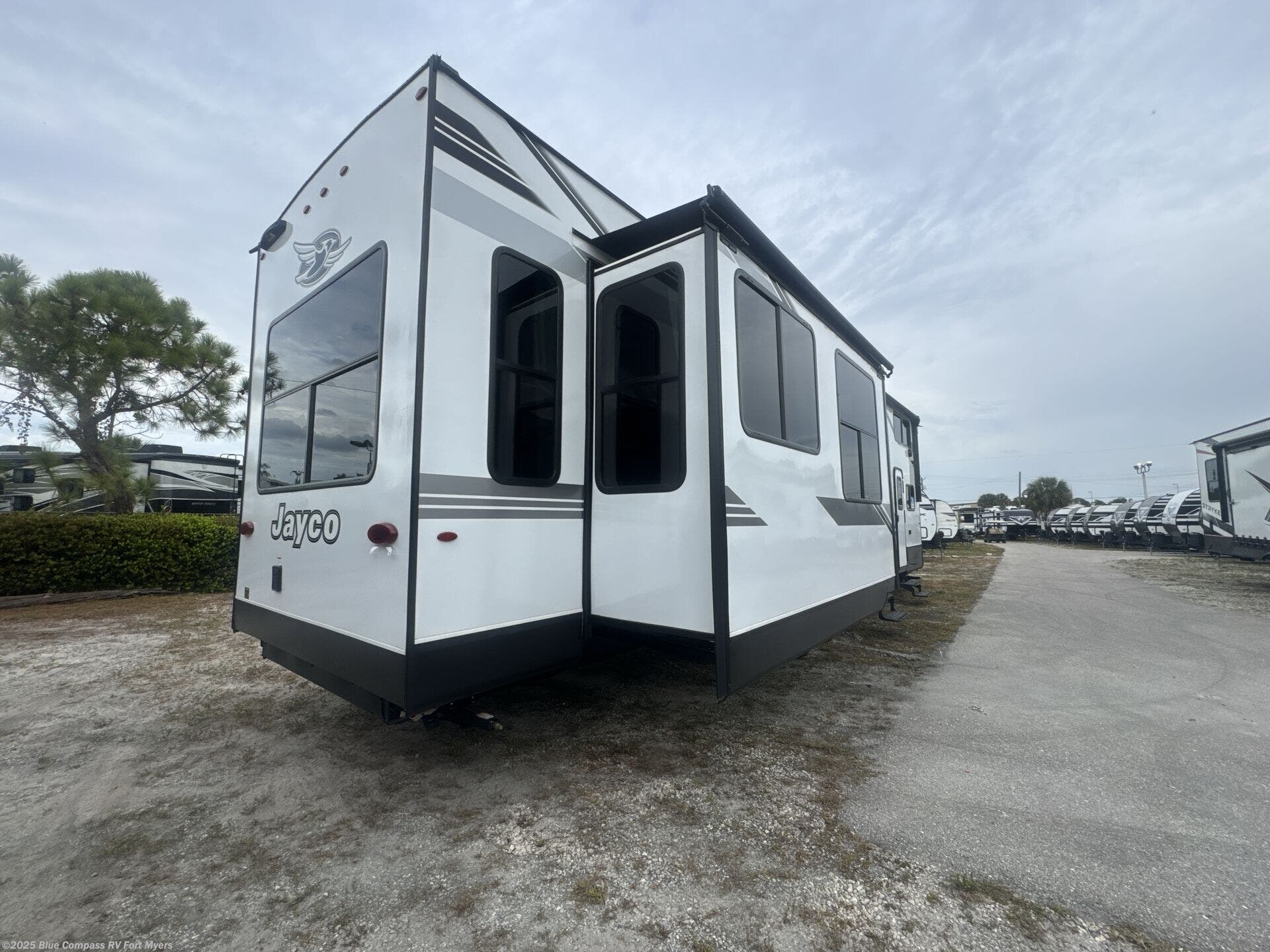 Contact us now about this 2025 Jayco Jay Flight Bungalow 40DLFT! 2025 Jay Flight Bungalow 40DLFT by Jayco from Blue Compass RV Fort Myers in Fort Myers, Florida