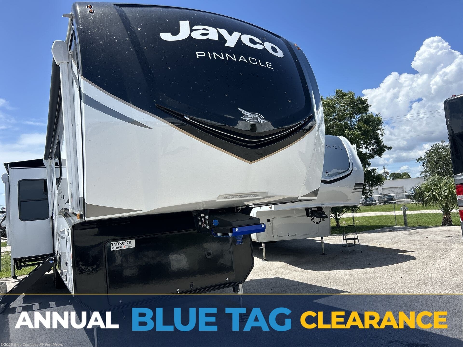 Email now about this 2025 Jayco Pinnacle 38FBRK! New 2025 Jayco Pinnacle 38FBRK available in Fort Myers, Florida