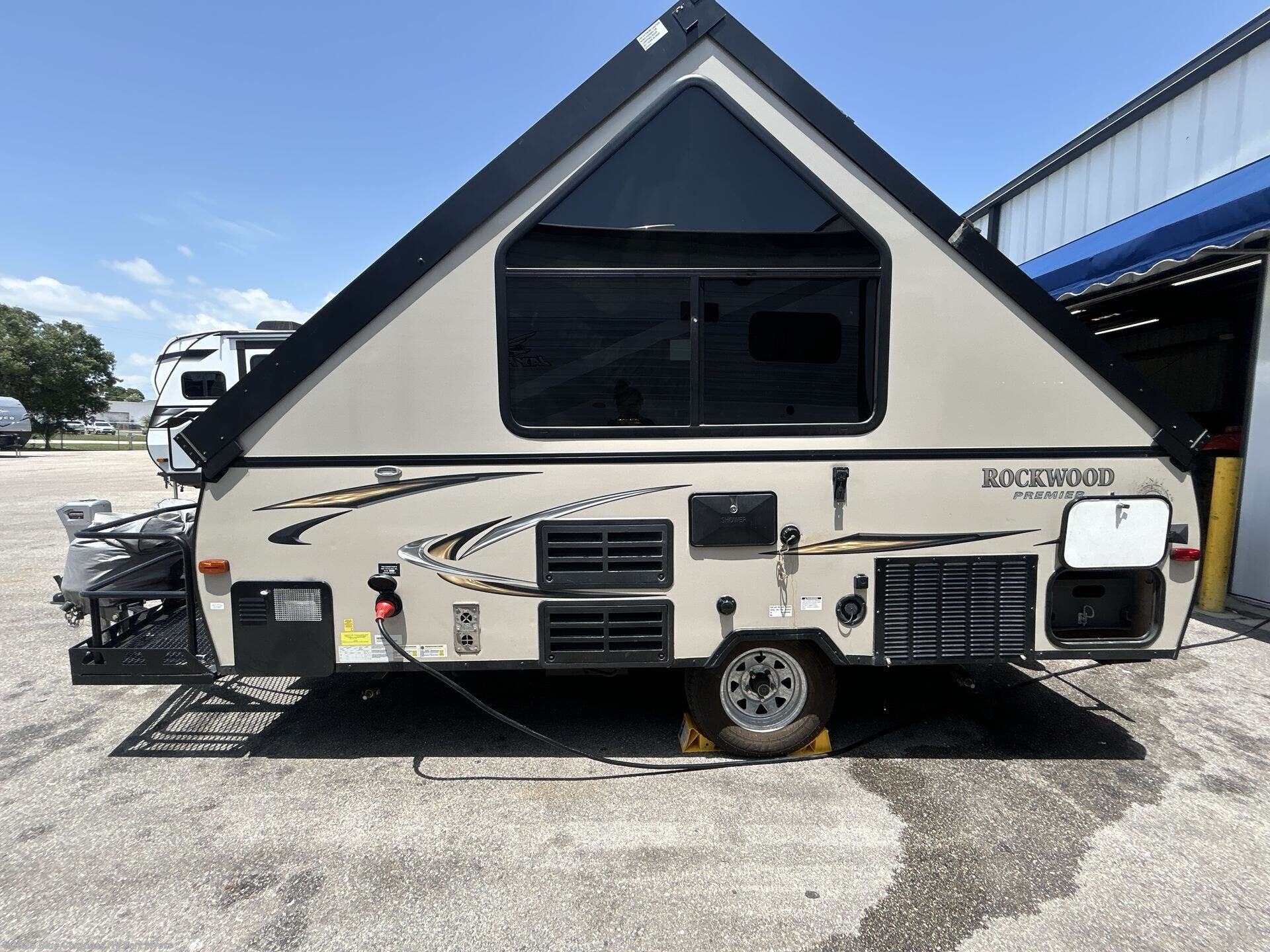 Used 2014 Forest River Rockwood Hard Side Series A122BH available in Fort Myers, Florida