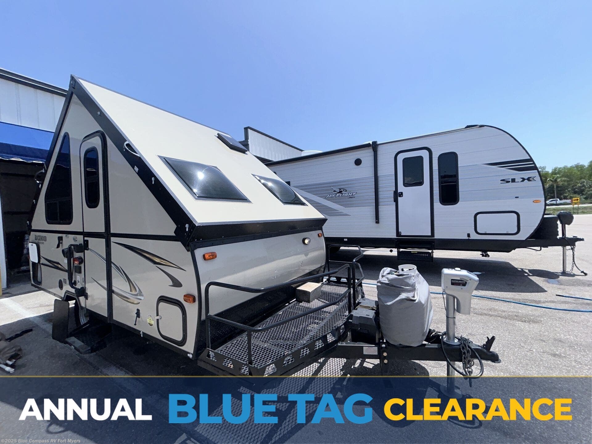 Email now about this 2014 Forest River Rockwood Hard Side Series A122BH! Used 2014 Forest River Rockwood Hard Side Series A122BH available in Fort Myers, Florida