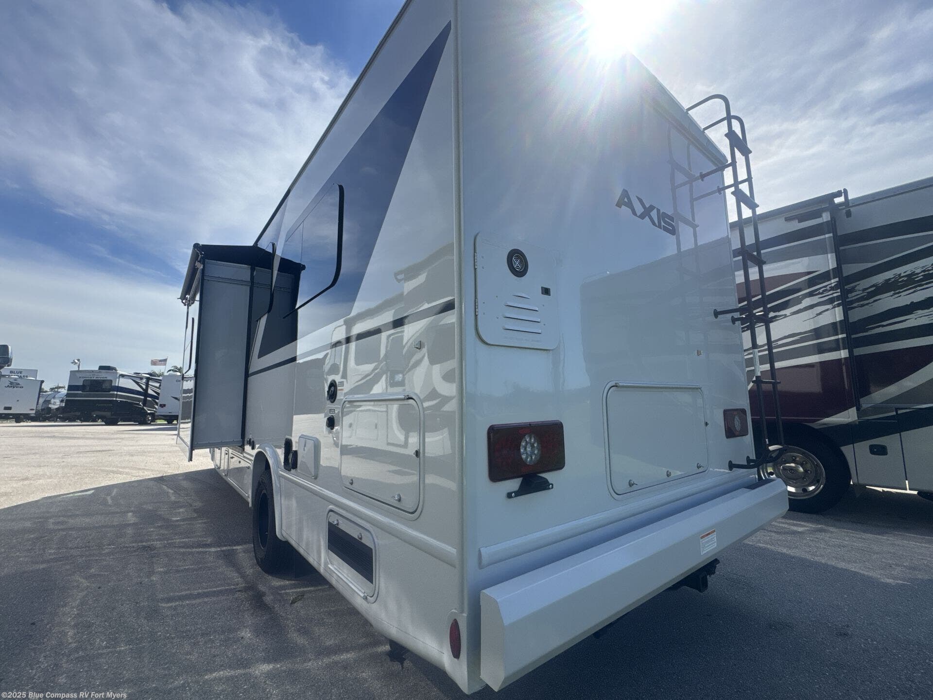 Contact us now about this 2026 Thor Motor Coach Axis 26.1! 2026 Axis 26.1 by Thor Motor Coach from Blue Compass RV Fort Myers in Fort Myers, Florida