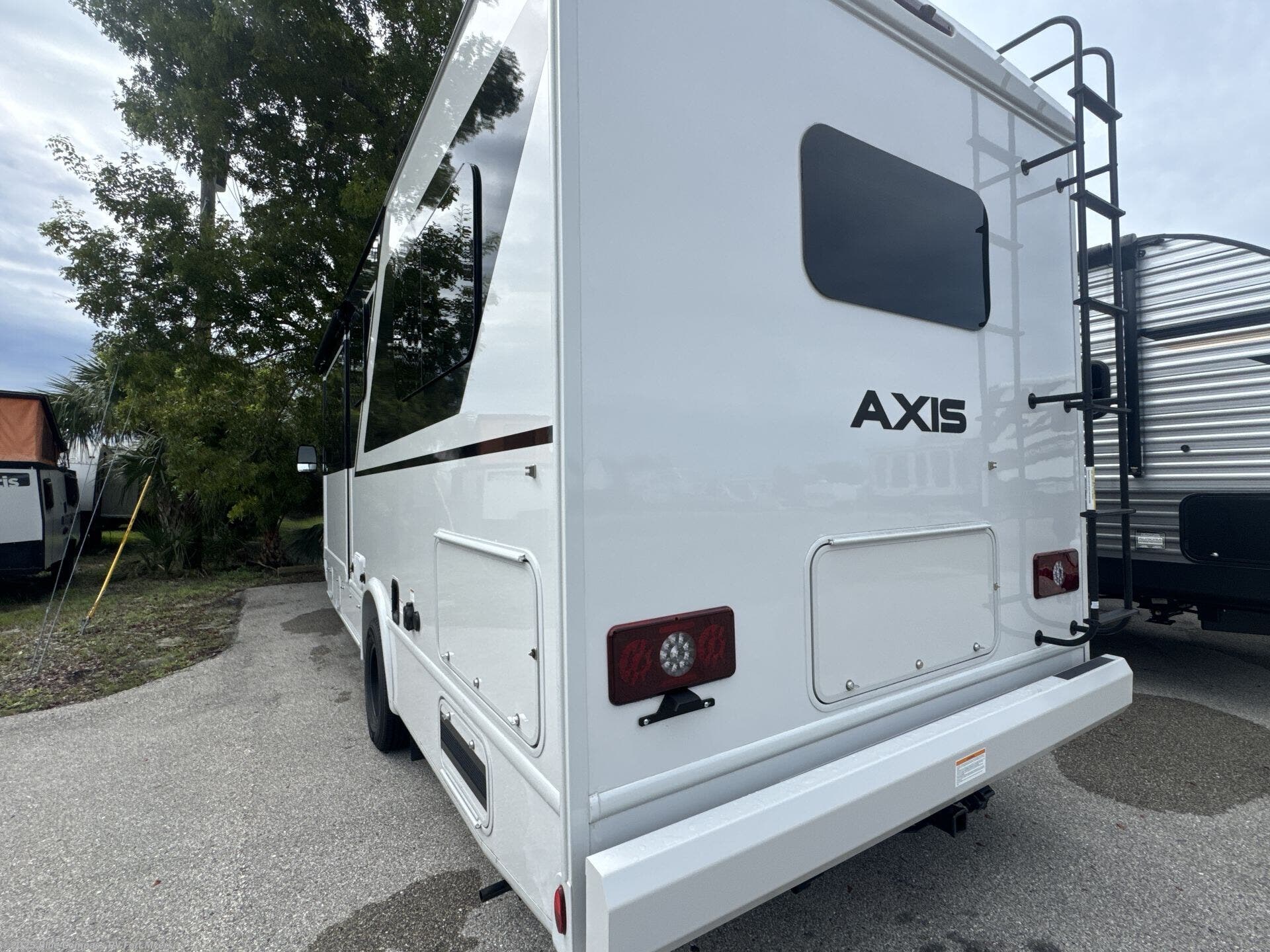 Contact us now about this 2026 Thor Motor Coach Axis 26.2! 2026 Axis 26.2 by Thor Motor Coach from Blue Compass RV Fort Myers in Fort Myers, Florida