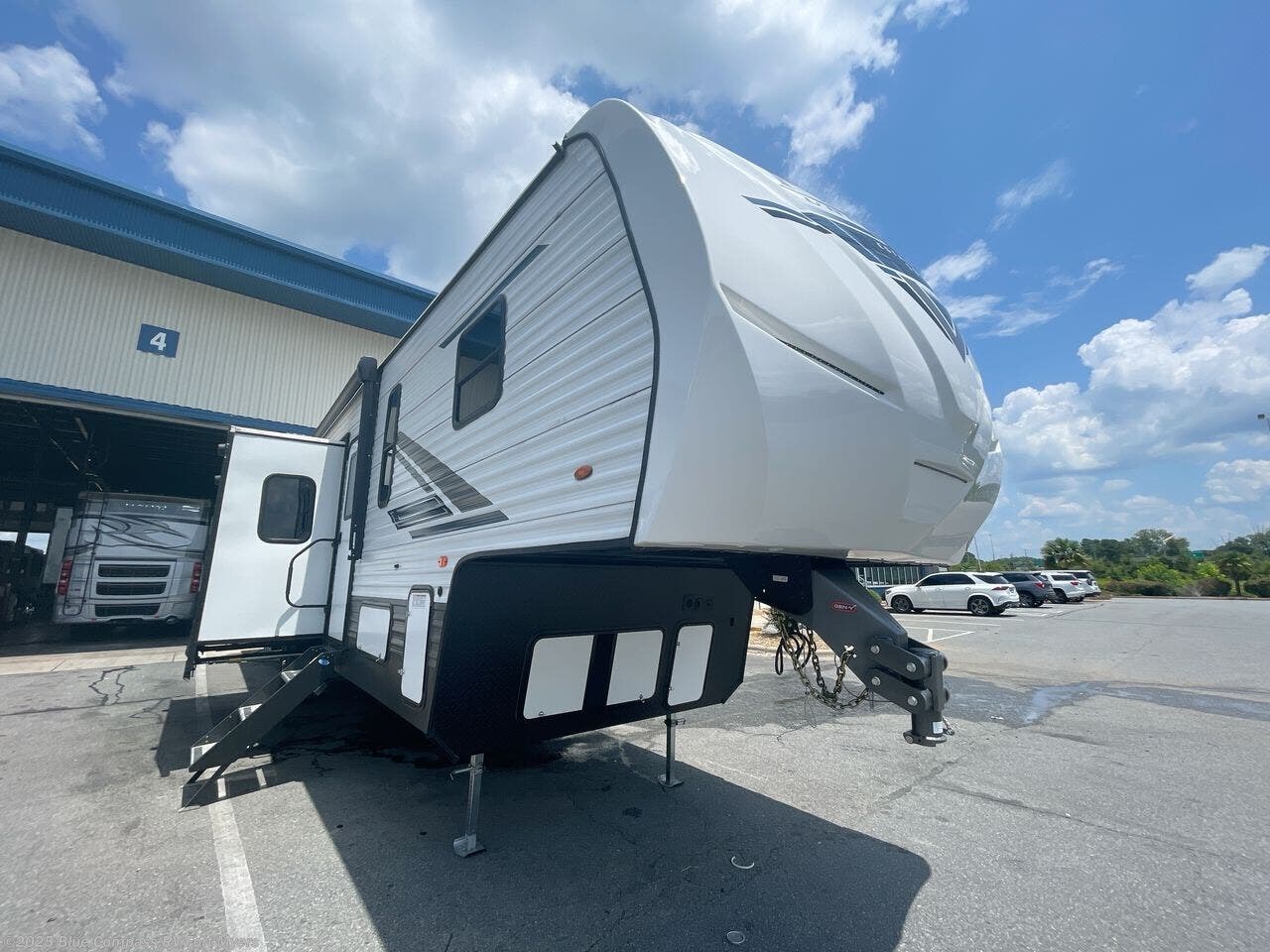 Email now about this 2023 Palomino Puma Unleashed 383dss! Used 2023 Palomino Puma Unleashed 383dss available in Fort Myers, Florida