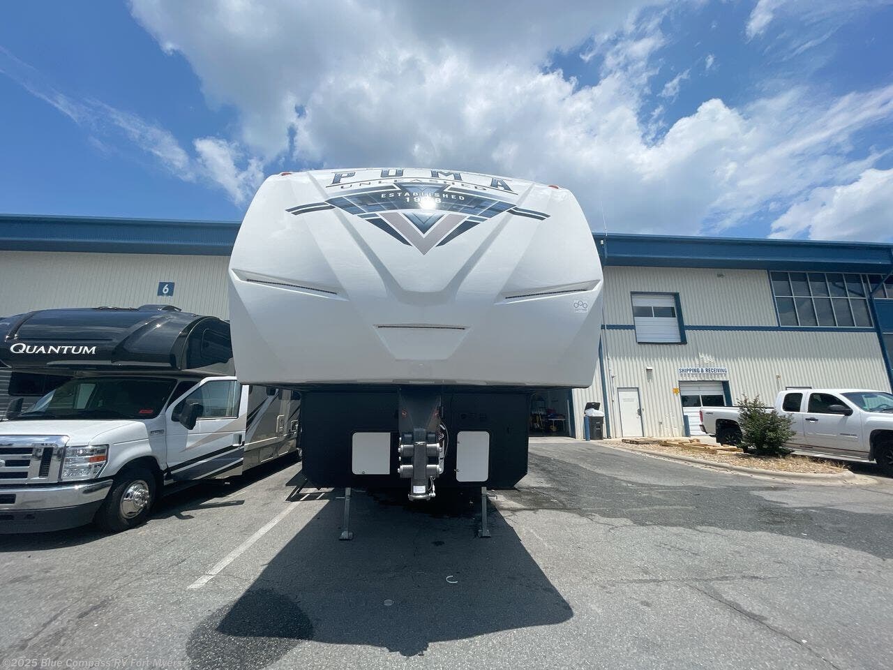 Contact us now about this 2023 Palomino Puma Unleashed 383dss! 2023 Puma Unleashed 383dss by Palomino from Blue Compass RV Fort Myers in Fort Myers, Florida