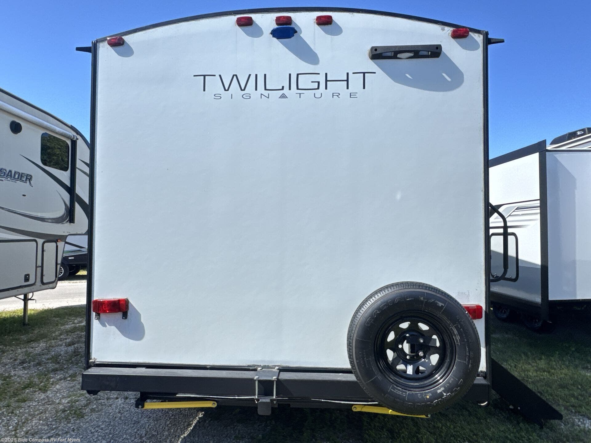 Used 2023 Cruiser RV Twilight Signature TWS 2100 available in Fort Myers, Florida